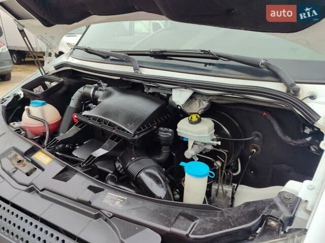 Білий Мерседес Sprinter, об'ємом двигуна 2.1 л та пробігом 290 тис. км за 23900 $, фото 23 на Automoto.ua