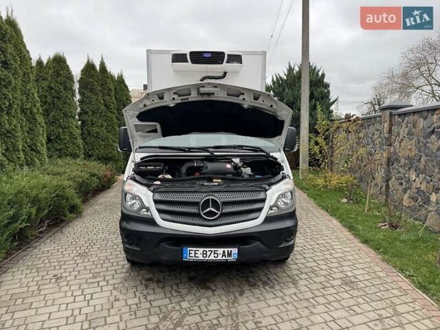 Белый Мерседес Sprinter, объемом двигателя 2.2 л и пробегом 304 тыс. км за 19300 $, фото 61 на Automoto.ua