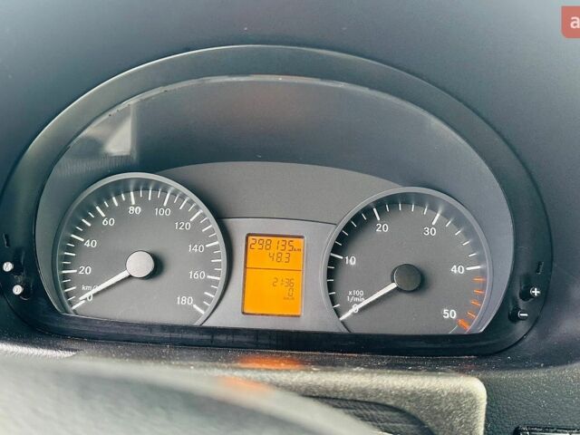 Белый Мерседес Sprinter, объемом двигателя 2.2 л и пробегом 298 тыс. км за 22000 $, фото 20 на Automoto.ua
