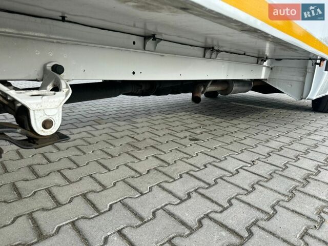 Белый Мерседес Sprinter, объемом двигателя 2.2 л и пробегом 298 тыс. км за 22000 $, фото 16 на Automoto.ua