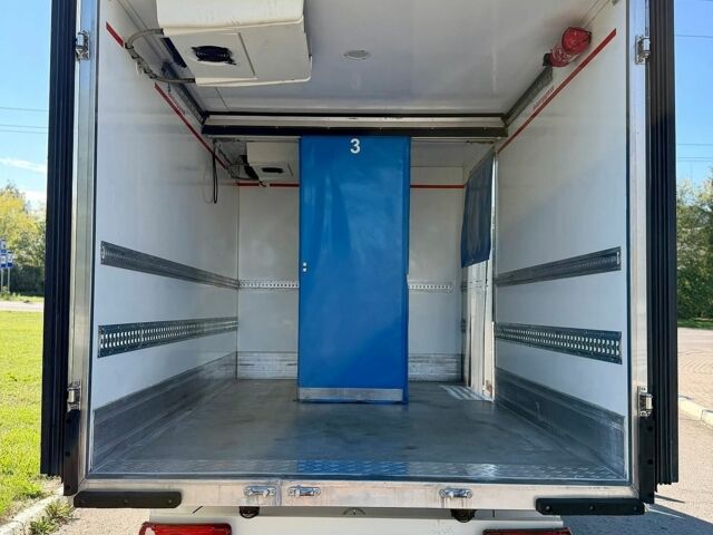 Білий Мерседес Sprinter, об'ємом двигуна 2.2 л та пробігом 360 тис. км за 20550 $, фото 28 на Automoto.ua