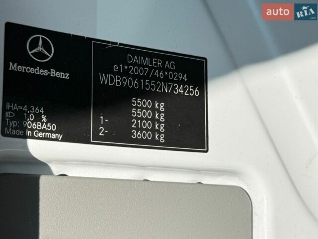 Белый Мерседес Sprinter, объемом двигателя 2.2 л и пробегом 320 тыс. км за 14950 $, фото 19 на Automoto.ua