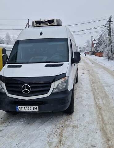 Белый Мерседес Sprinter, объемом двигателя 2.14 л и пробегом 291 тыс. км за 28500 $, фото 8 на Automoto.ua