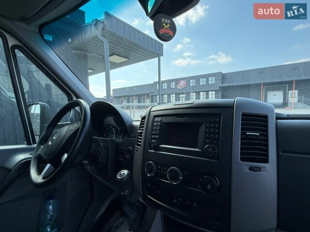 Білий Мерседес Sprinter, об'ємом двигуна 3 л та пробігом 280 тис. км за 30950 $, фото 32 на Automoto.ua