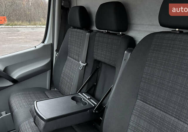 Белый Мерседес Sprinter, объемом двигателя 2.2 л и пробегом 225 тыс. км за 21500 $, фото 28 на Automoto.ua