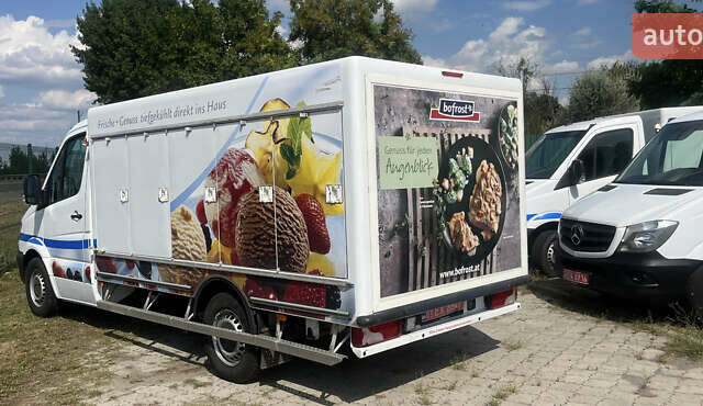 Белый Мерседес Sprinter, объемом двигателя 2.2 л и пробегом 243 тыс. км за 26639 $, фото 6 на Automoto.ua