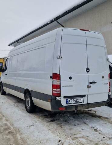 Белый Мерседес Sprinter, объемом двигателя 2.14 л и пробегом 291 тыс. км за 28500 $, фото 4 на Automoto.ua