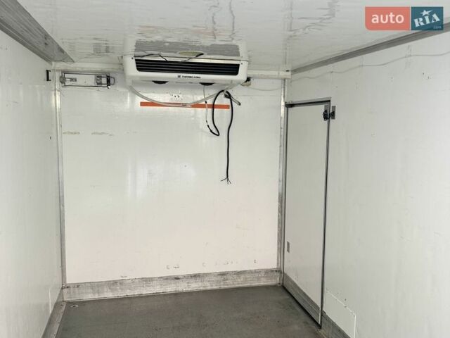 Белый Мерседес Sprinter, объемом двигателя 2.14 л и пробегом 292 тыс. км за 25000 $, фото 9 на Automoto.ua