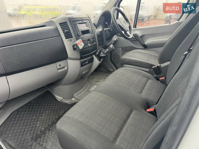 Білий Мерседес Sprinter, об'ємом двигуна 2.1 л та пробігом 369 тис. км за 19700 $, фото 9 на Automoto.ua