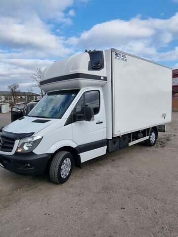 Белый Мерседес Sprinter, объемом двигателя 2.99 л и пробегом 356 тыс. км за 25000 $, фото 1 на Automoto.ua