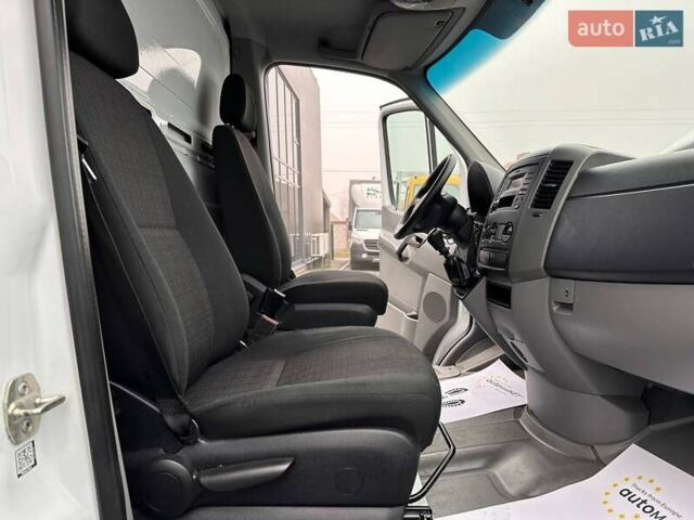Белый Мерседес Sprinter, объемом двигателя 2.2 л и пробегом 194 тыс. км за 21800 $, фото 32 на Automoto.ua
