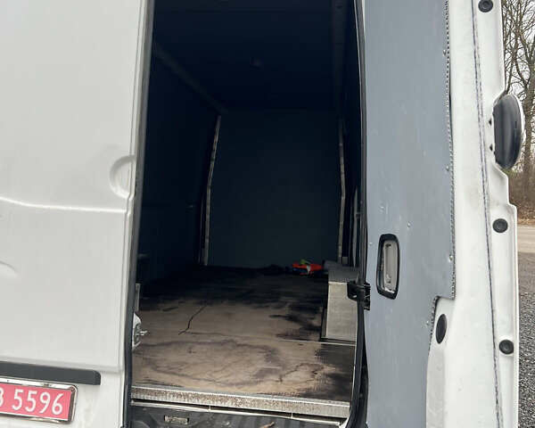 Білий Мерседес Sprinter, об'ємом двигуна 0 л та пробігом 610 тис. км за 20000 $, фото 21 на Automoto.ua