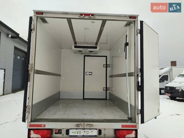 Белый Мерседес Sprinter, объемом двигателя 2.1 л и пробегом 350 тыс. км за 25900 $, фото 31 на Automoto.ua