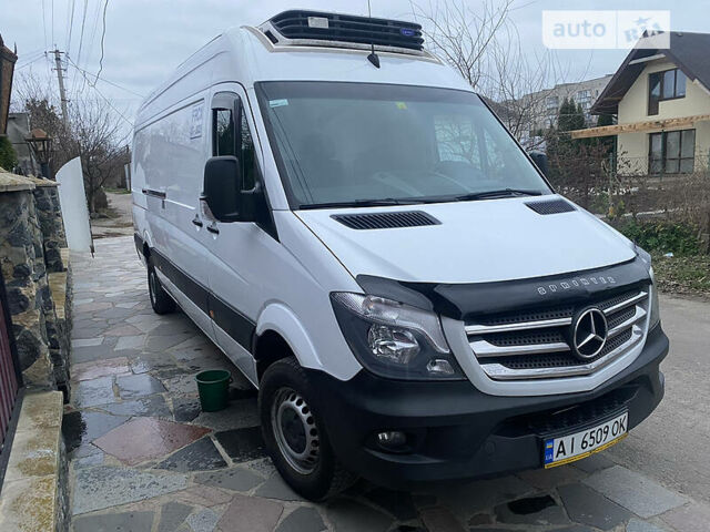 Белый Мерседес Sprinter, объемом двигателя 3 л и пробегом 452 тыс. км за 26900 $, фото 2 на Automoto.ua