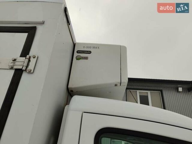 Белый Мерседес Sprinter, объемом двигателя 2.1 л и пробегом 350 тыс. км за 25900 $, фото 33 на Automoto.ua