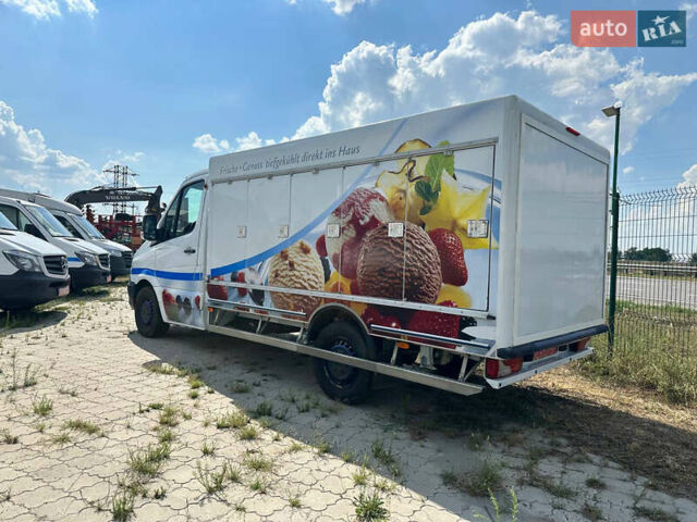 Белый Мерседес Sprinter, объемом двигателя 2.2 л и пробегом 380 тыс. км за 24552 $, фото 7 на Automoto.ua