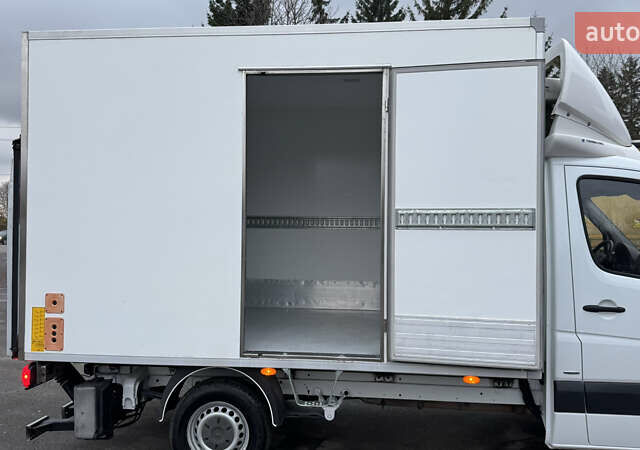 Белый Мерседес Sprinter, объемом двигателя 2.2 л и пробегом 225 тыс. км за 21500 $, фото 11 на Automoto.ua