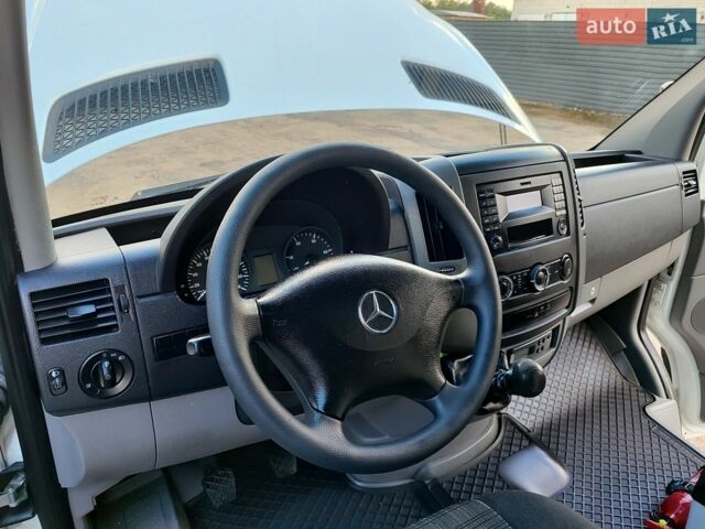 Білий Мерседес Sprinter, об'ємом двигуна 2.1 л та пробігом 260 тис. км за 19900 $, фото 18 на Automoto.ua