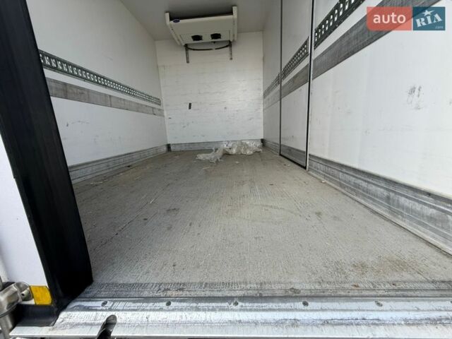 Белый Мерседес Sprinter, объемом двигателя 3 л и пробегом 270 тыс. км за 34999 $, фото 22 на Automoto.ua
