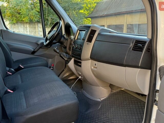 Білий Мерседес Sprinter, об'ємом двигуна 3 л та пробігом 566 тис. км за 32000 $, фото 18 на Automoto.ua