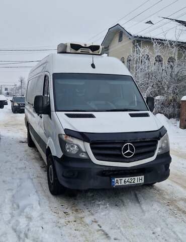 Белый Мерседес Sprinter, объемом двигателя 2.14 л и пробегом 291 тыс. км за 28500 $, фото 1 на Automoto.ua