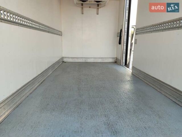 Белый Мерседес Sprinter, объемом двигателя 0 л и пробегом 380 тыс. км за 30900 $, фото 23 на Automoto.ua