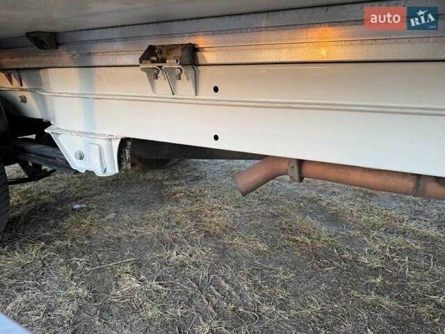 Белый Мерседес Sprinter, объемом двигателя 0 л и пробегом 243 тыс. км за 33999 $, фото 37 на Automoto.ua
