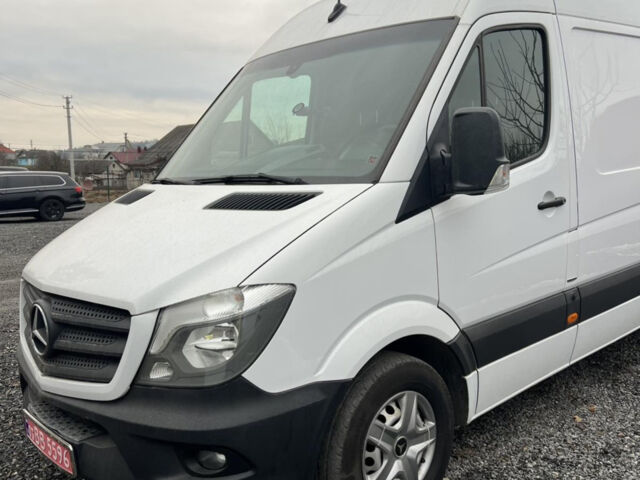 Белый Мерседес Sprinter, объемом двигателя 0 л и пробегом 460 тыс. км за 19000 $, фото 2 на Automoto.ua