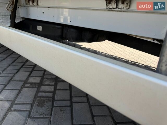Белый Мерседес Sprinter, объемом двигателя 2.2 л и пробегом 257 тыс. км за 17200 $, фото 23 на Automoto.ua