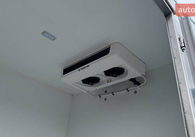 Белый Мерседес Sprinter, объемом двигателя 2.2 л и пробегом 225 тыс. км за 21500 $, фото 12 на Automoto.ua