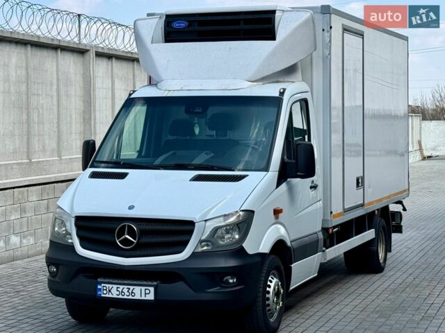 Белый Мерседес Sprinter, объемом двигателя 2.2 л и пробегом 320 тыс. км за 14950 $, фото 1 на Automoto.ua