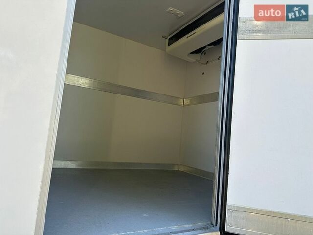 Белый Мерседес Sprinter, объемом двигателя 3 л и пробегом 353 тыс. км за 36700 $, фото 8 на Automoto.ua