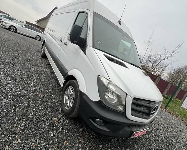 Білий Мерседес Sprinter, об'ємом двигуна 0 л та пробігом 610 тис. км за 20000 $, фото 9 на Automoto.ua