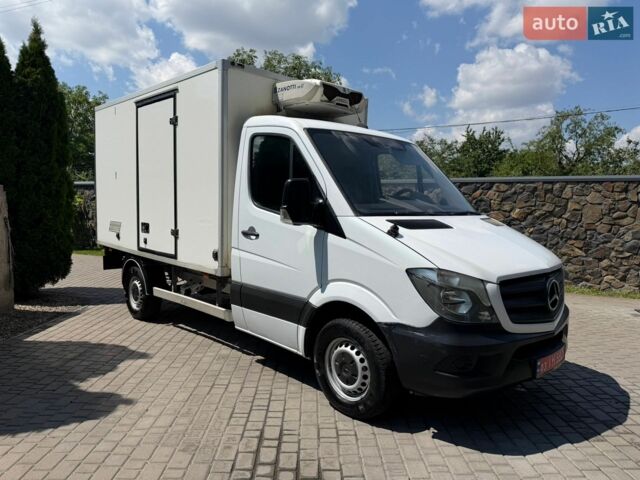Белый Мерседес Sprinter, объемом двигателя 2.2 л и пробегом 257 тыс. км за 17200 $, фото 7 на Automoto.ua