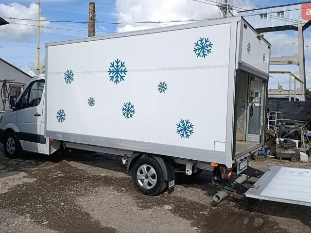 Белый Мерседес Sprinter, объемом двигателя 2.2 л и пробегом 251 тыс. км за 23750 $, фото 6 на Automoto.ua