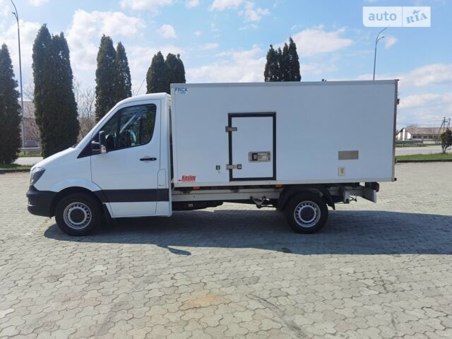 Белый Мерседес Sprinter, объемом двигателя 3 л и пробегом 346 тыс. км за 23500 $, фото 1 на Automoto.ua