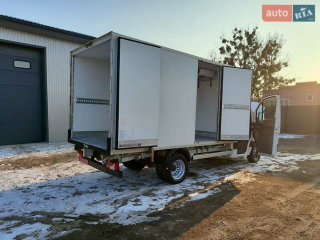 Белый Мерседес Sprinter, объемом двигателя 0 л и пробегом 380 тыс. км за 30900 $, фото 18 на Automoto.ua