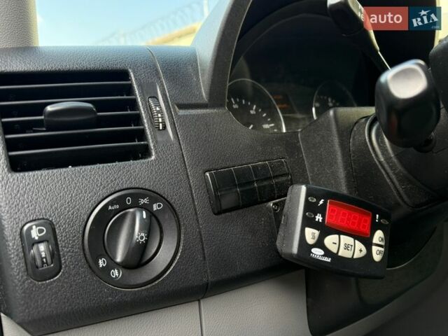 Белый Мерседес Sprinter, объемом двигателя 2.2 л и пробегом 320 тыс. км за 24950 $, фото 21 на Automoto.ua