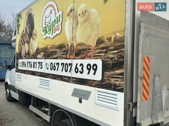 Белый Мерседес Sprinter, объемом двигателя 2.14 л и пробегом 292 тыс. км за 25000 $, фото 2 на Automoto.ua