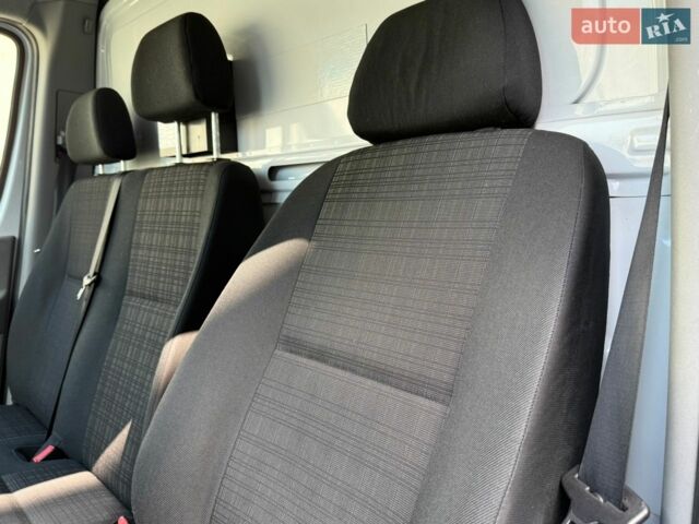 Белый Мерседес Sprinter, объемом двигателя 2.2 л и пробегом 320 тыс. км за 14950 $, фото 24 на Automoto.ua