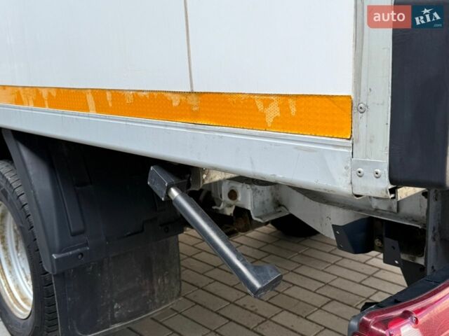 Белый Мерседес Sprinter, объемом двигателя 2.2 л и пробегом 320 тыс. км за 14950 $, фото 11 на Automoto.ua