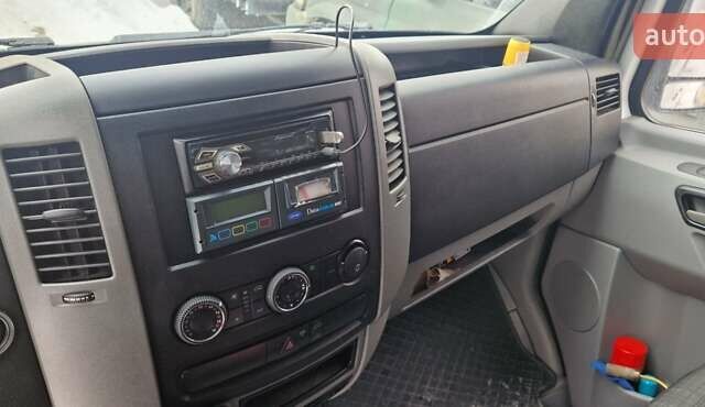 Белый Мерседес Sprinter, объемом двигателя 2.14 л и пробегом 291 тыс. км за 28500 $, фото 31 на Automoto.ua