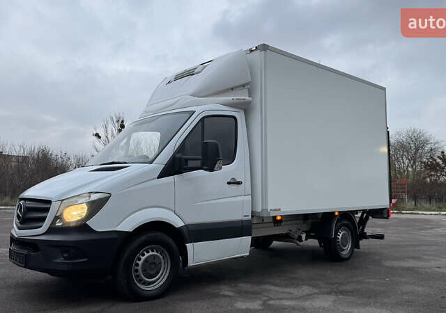 Белый Мерседес Sprinter, объемом двигателя 2.2 л и пробегом 225 тыс. км за 21500 $, фото 1 на Automoto.ua
