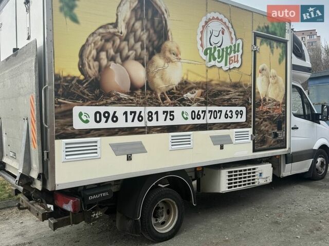 Белый Мерседес Sprinter, объемом двигателя 2.14 л и пробегом 292 тыс. км за 25000 $, фото 3 на Automoto.ua