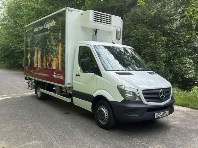 Белый Мерседес Sprinter, объемом двигателя 2.2 л и пробегом 234 тыс. км за 31400 $, фото 1 на Automoto.ua
