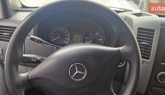 Белый Мерседес Sprinter, объемом двигателя 2.14 л и пробегом 291 тыс. км за 28500 $, фото 22 на Automoto.ua