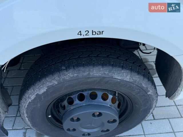 Білий Мерседес Sprinter, об'ємом двигуна 3 л та пробігом 270 тис. км за 33950 $, фото 14 на Automoto.ua