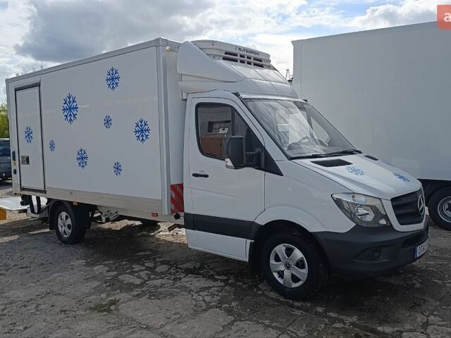 Белый Мерседес Sprinter, объемом двигателя 2.2 л и пробегом 251 тыс. км за 23750 $, фото 3 на Automoto.ua