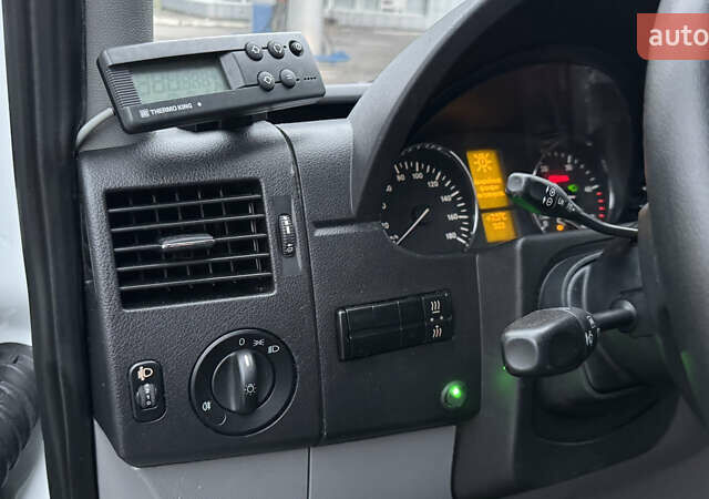 Белый Мерседес Sprinter, объемом двигателя 2.2 л и пробегом 225 тыс. км за 21500 $, фото 25 на Automoto.ua