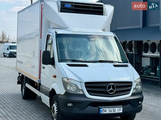 Белый Мерседес Sprinter, объемом двигателя 2.2 л и пробегом 320 тыс. км за 14950 $, фото 2 на Automoto.ua